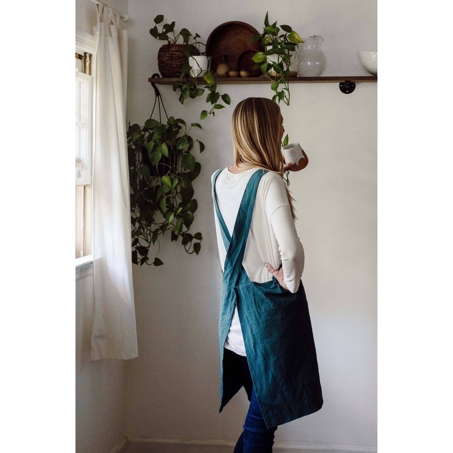Cross Back Apron