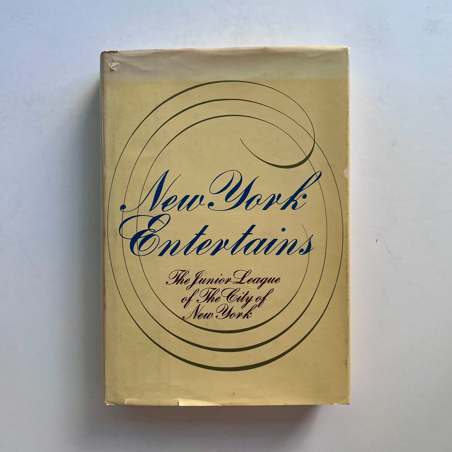 New York Entertains (The Junior League of the City of New York)