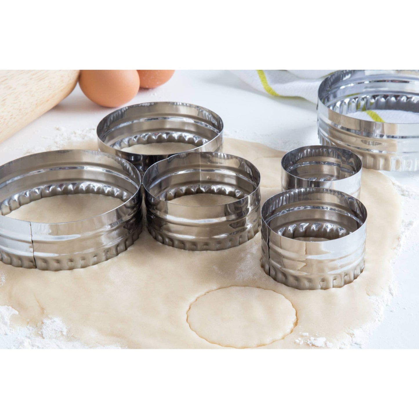 Plain and Crinkled Circle Cookie Cutter Set, 6-Piece