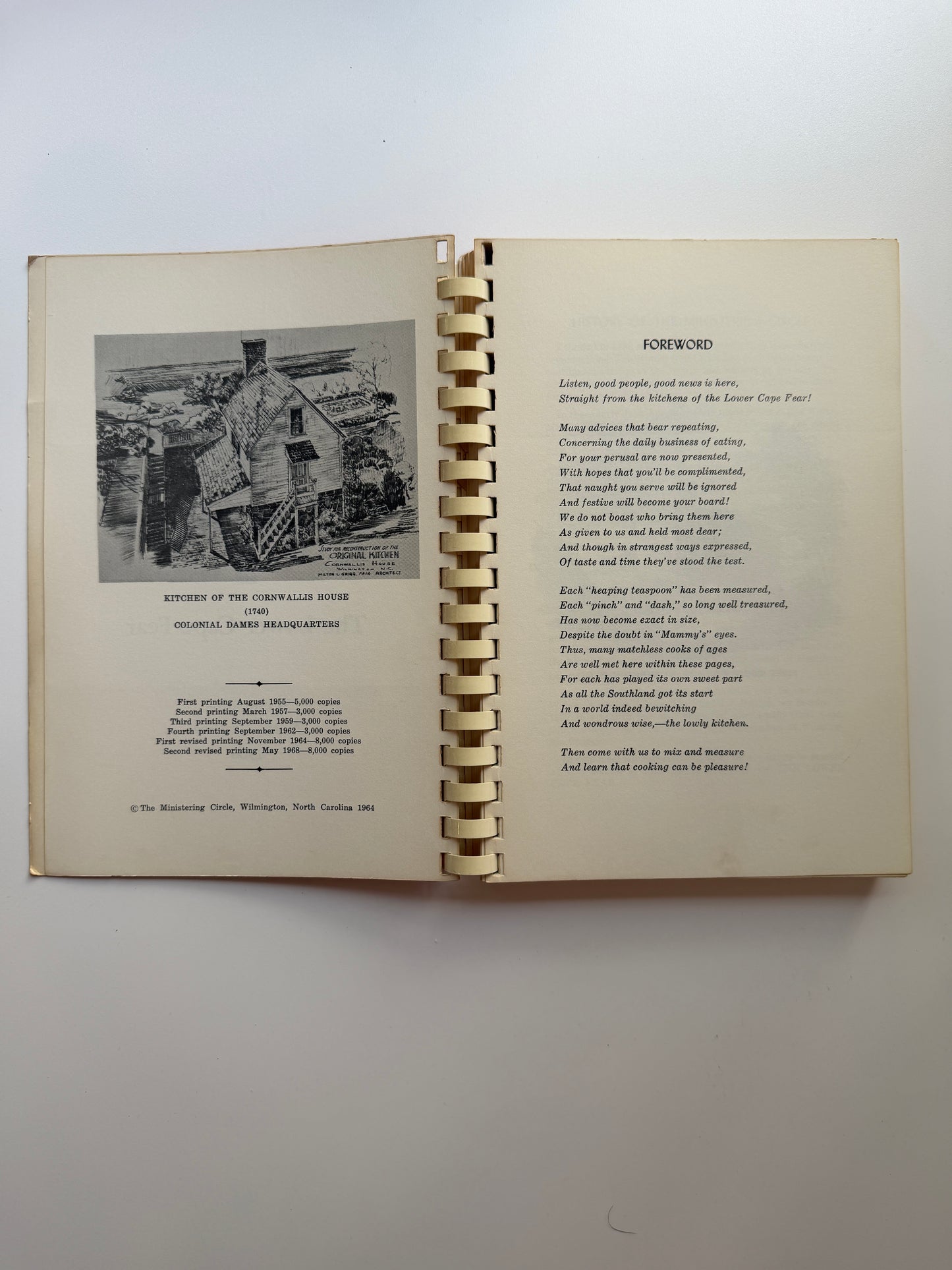 Community Cookbook: Favorite Recipes of The Lower Cape Fear (The Ministering Circle)