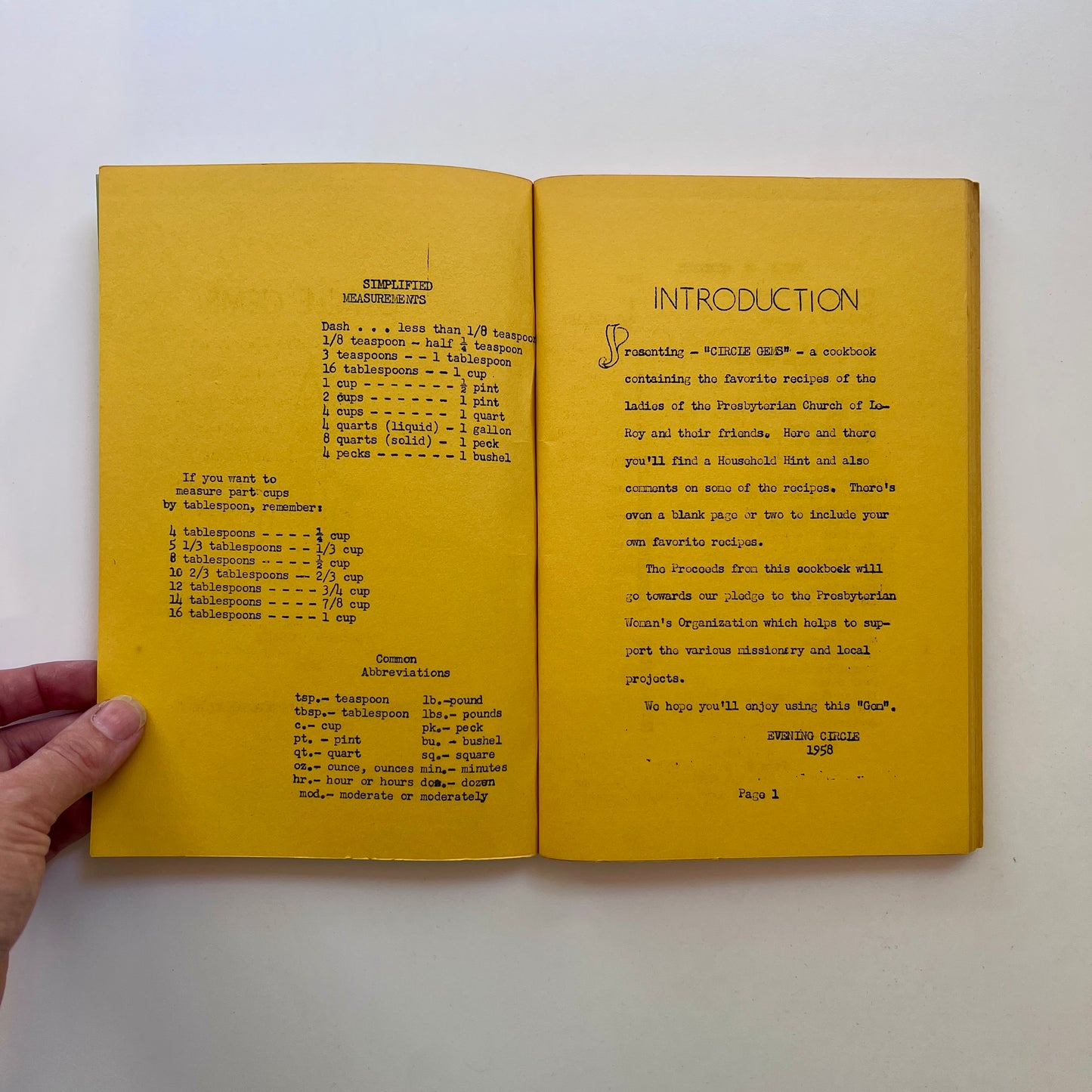 Community Cookbooks: Circle Gems (Presbyterian Women's Organization - Leroy, Illinois)