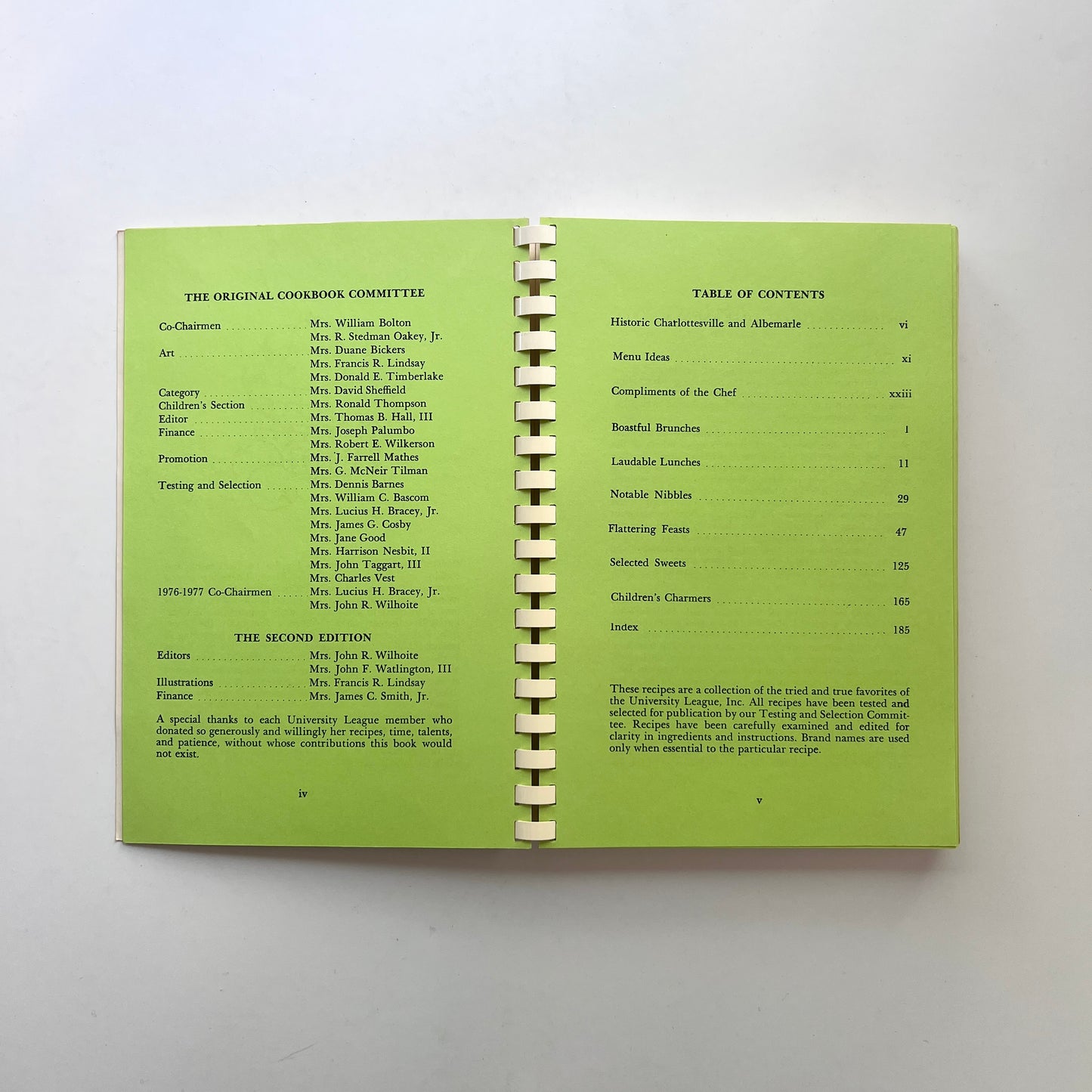 Community Cookbook: Charlottesville Cooks for Compliments (University League of Charlottesville, VA)